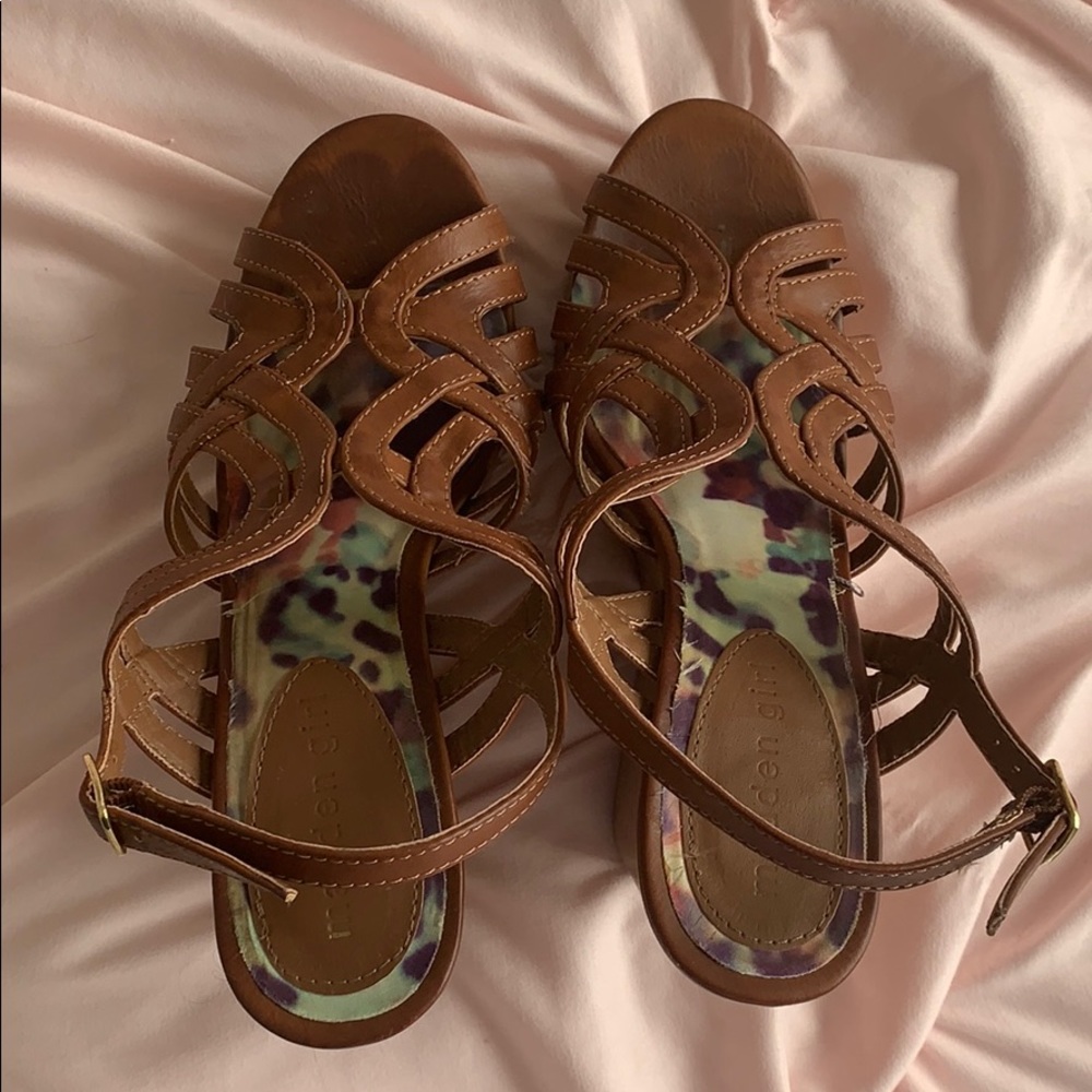 Madden Girl Brown Wedges